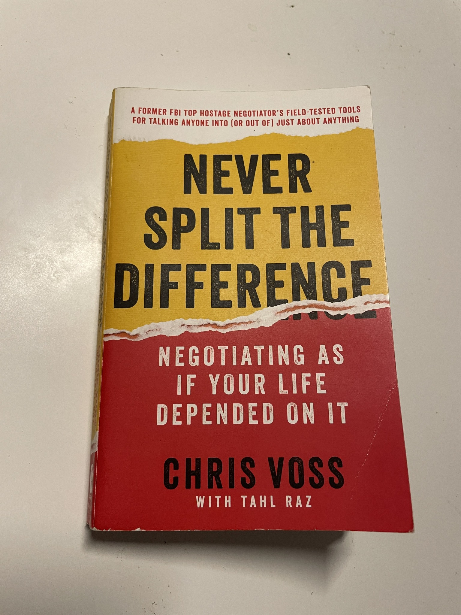 [2024-BOOK REVIEW] Never Split the Difference: Negotiating as if Your Life Depended on It